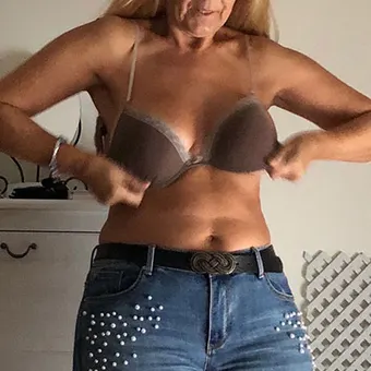 Cara aus Darmstadt